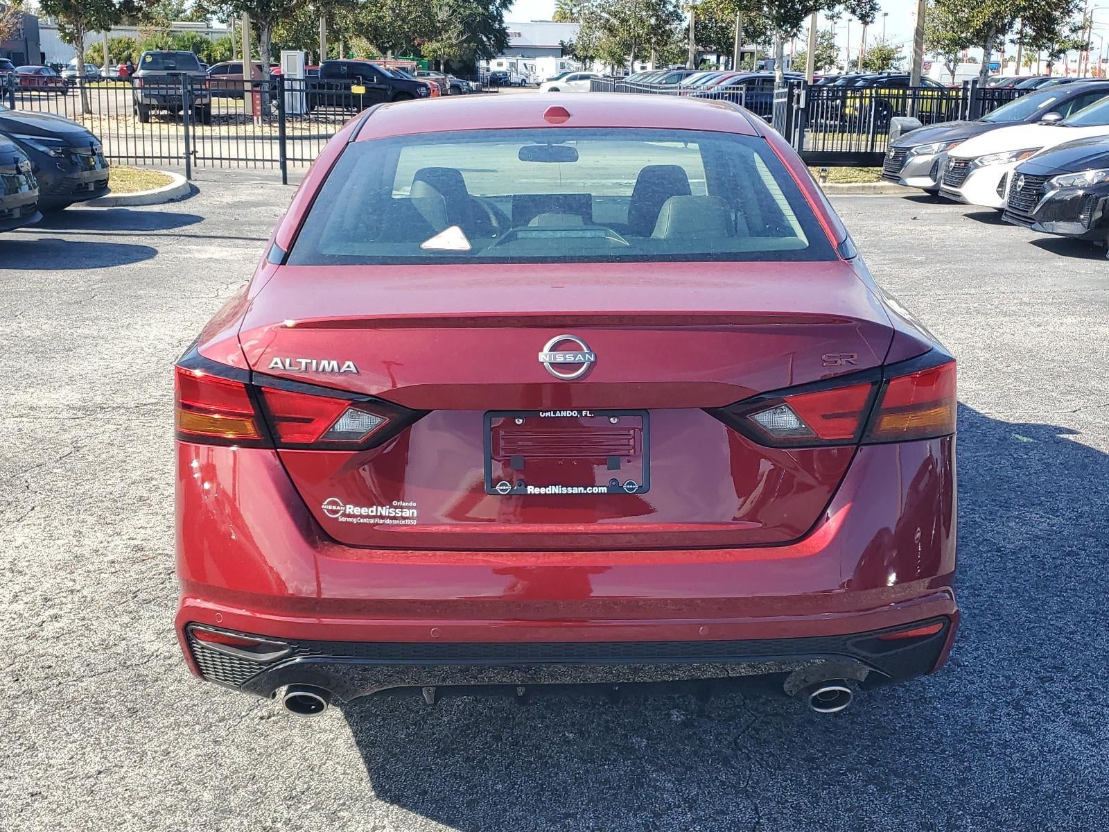 2025 Nissan Altima SR FWD