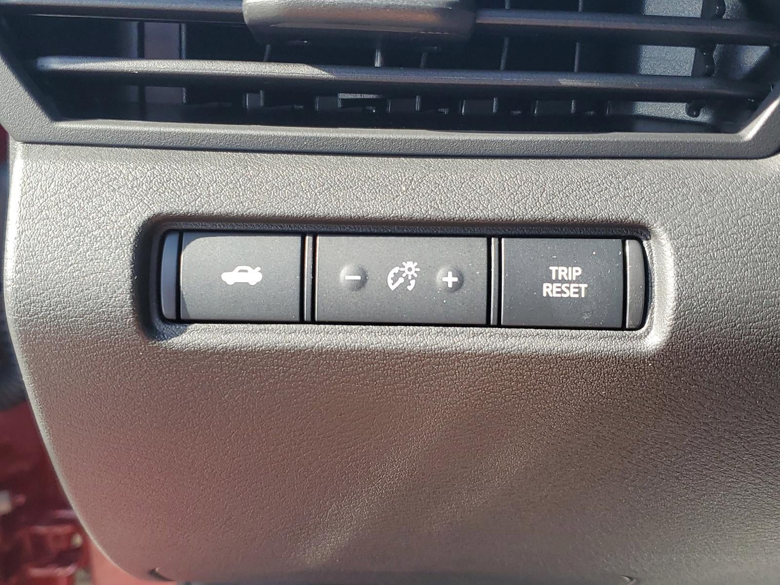 2025 Nissan Altima SR FWD