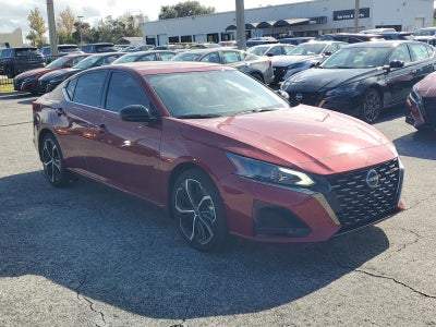 2025 Nissan Altima SR FWD