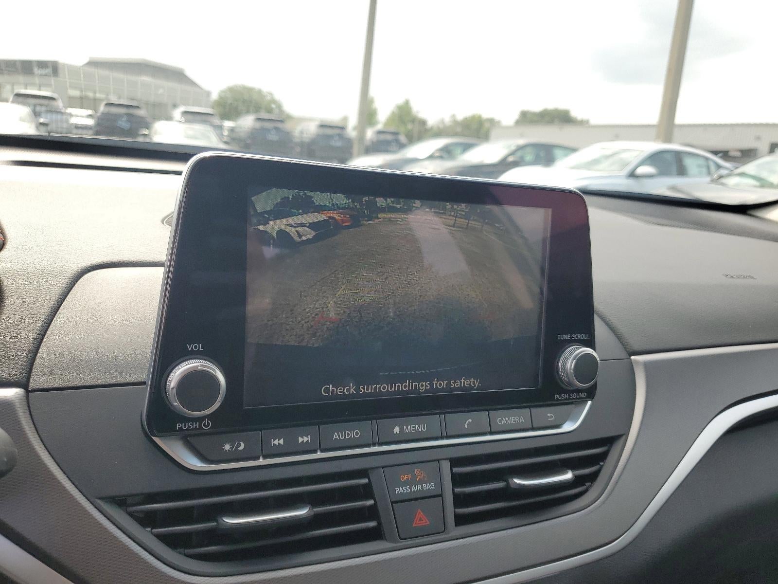 2025 Nissan Altima SR FWD