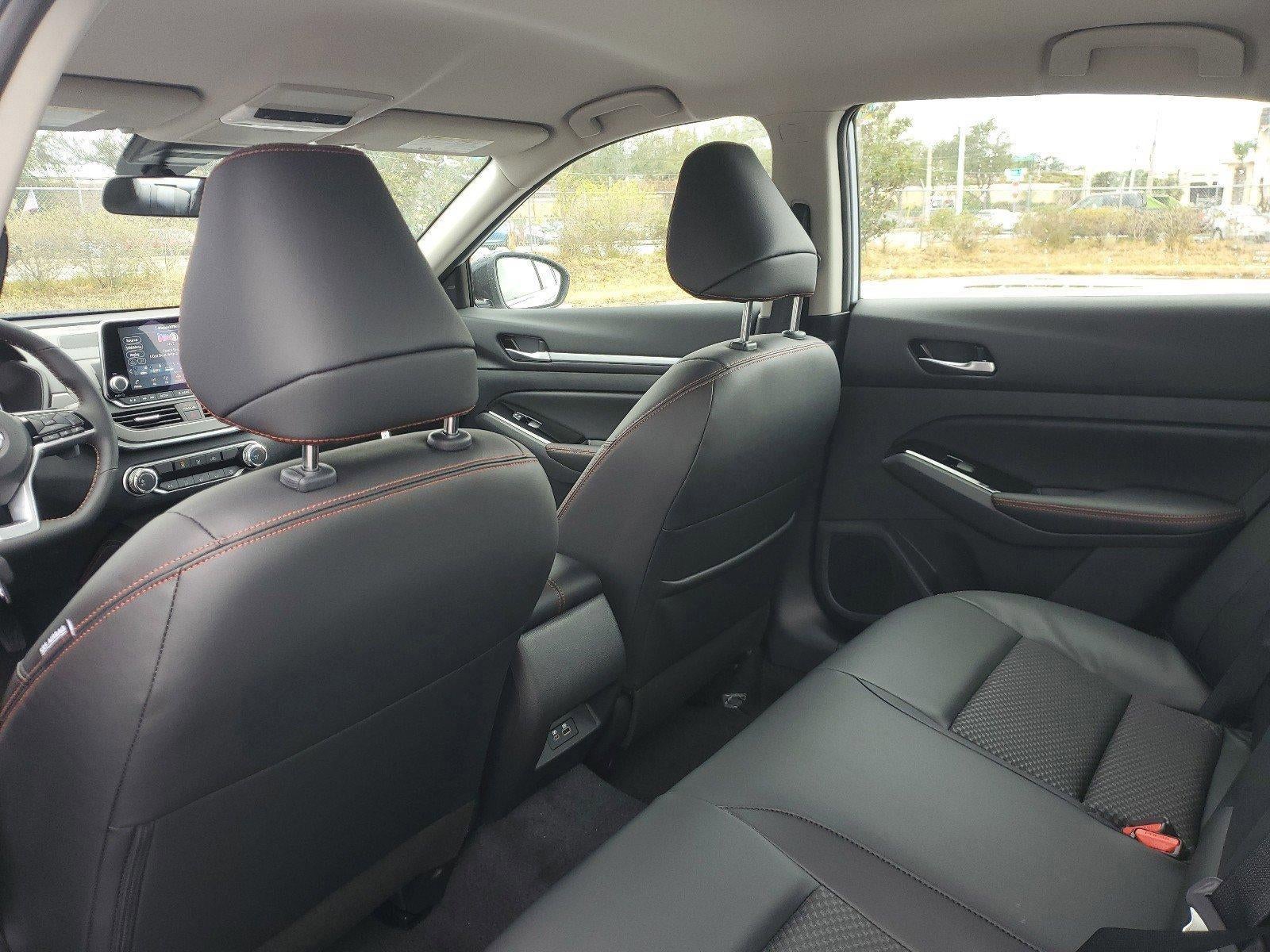 2025 Nissan Altima SR FWD