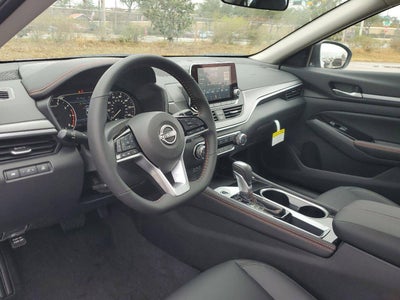 2025 Nissan Altima SR FWD