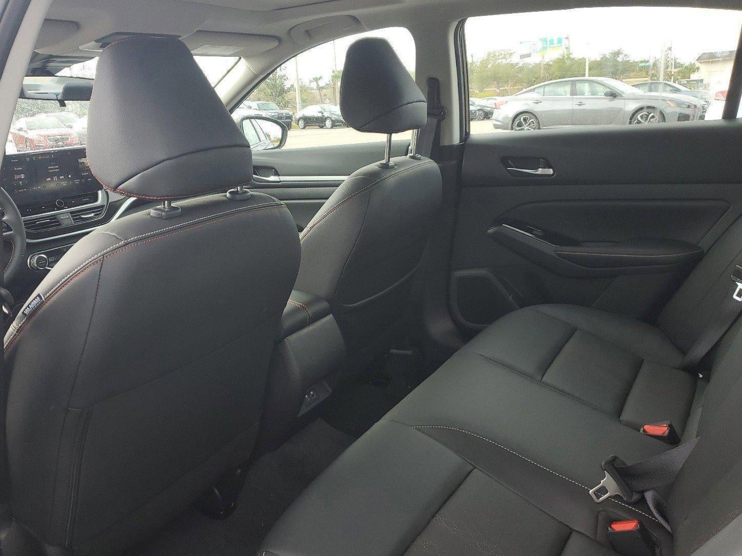 2025 Nissan Altima SR FWD