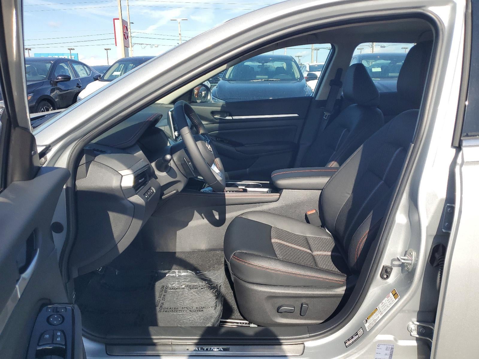 2025 Nissan Altima SR FWD