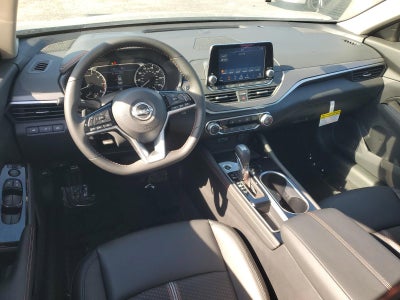 2025 Nissan Altima SR FWD