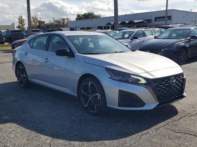 2025 Nissan Altima SR FWD