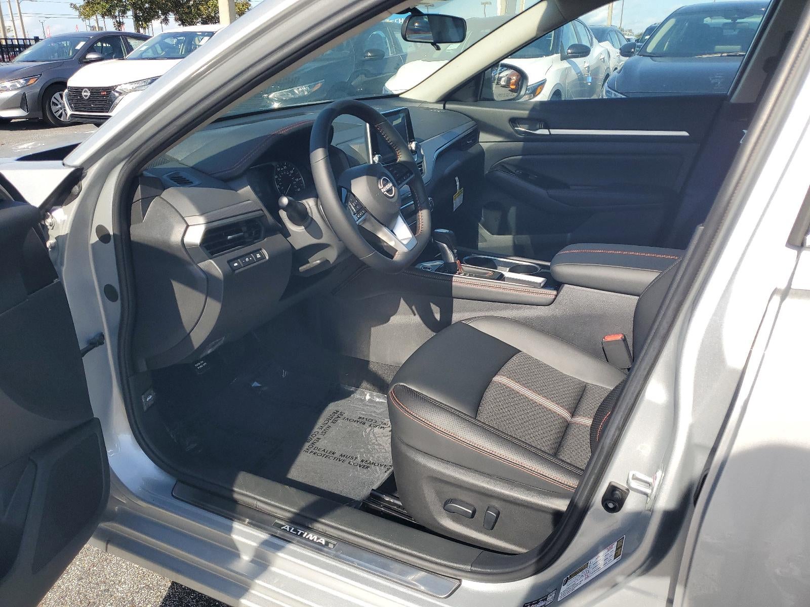 2025 Nissan Altima SR FWD