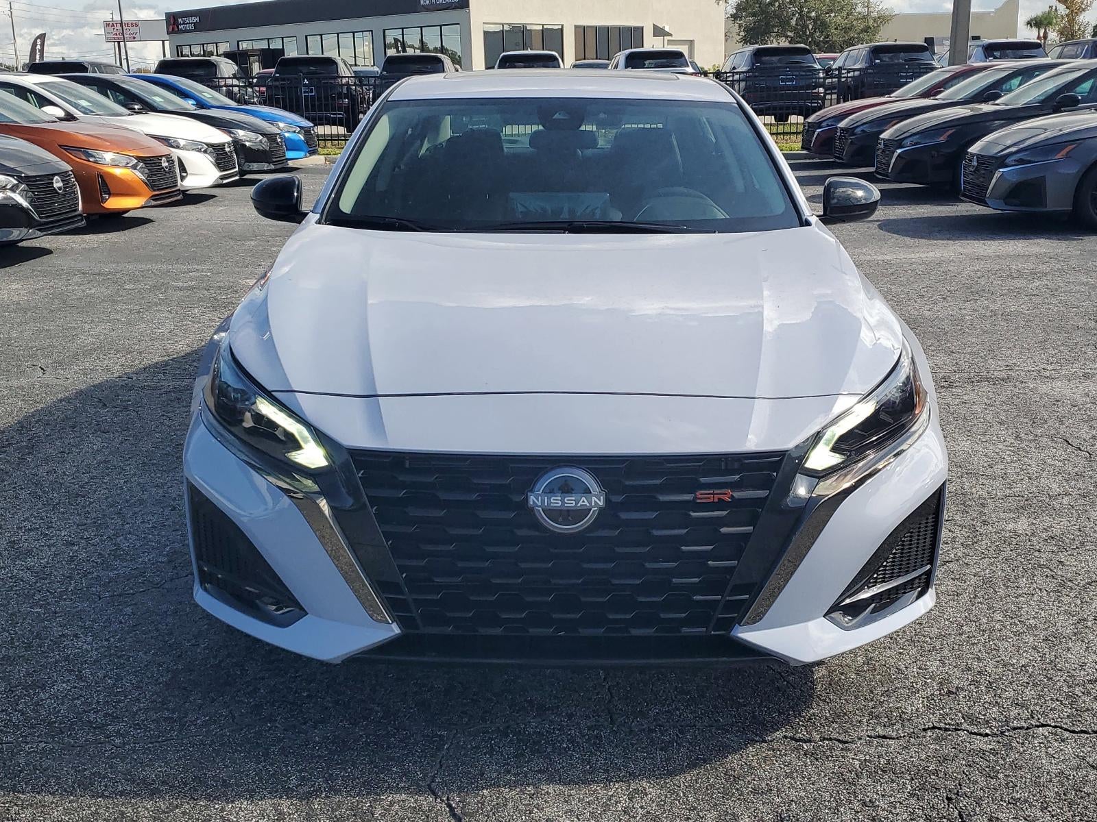 2025 Nissan Altima SR FWD