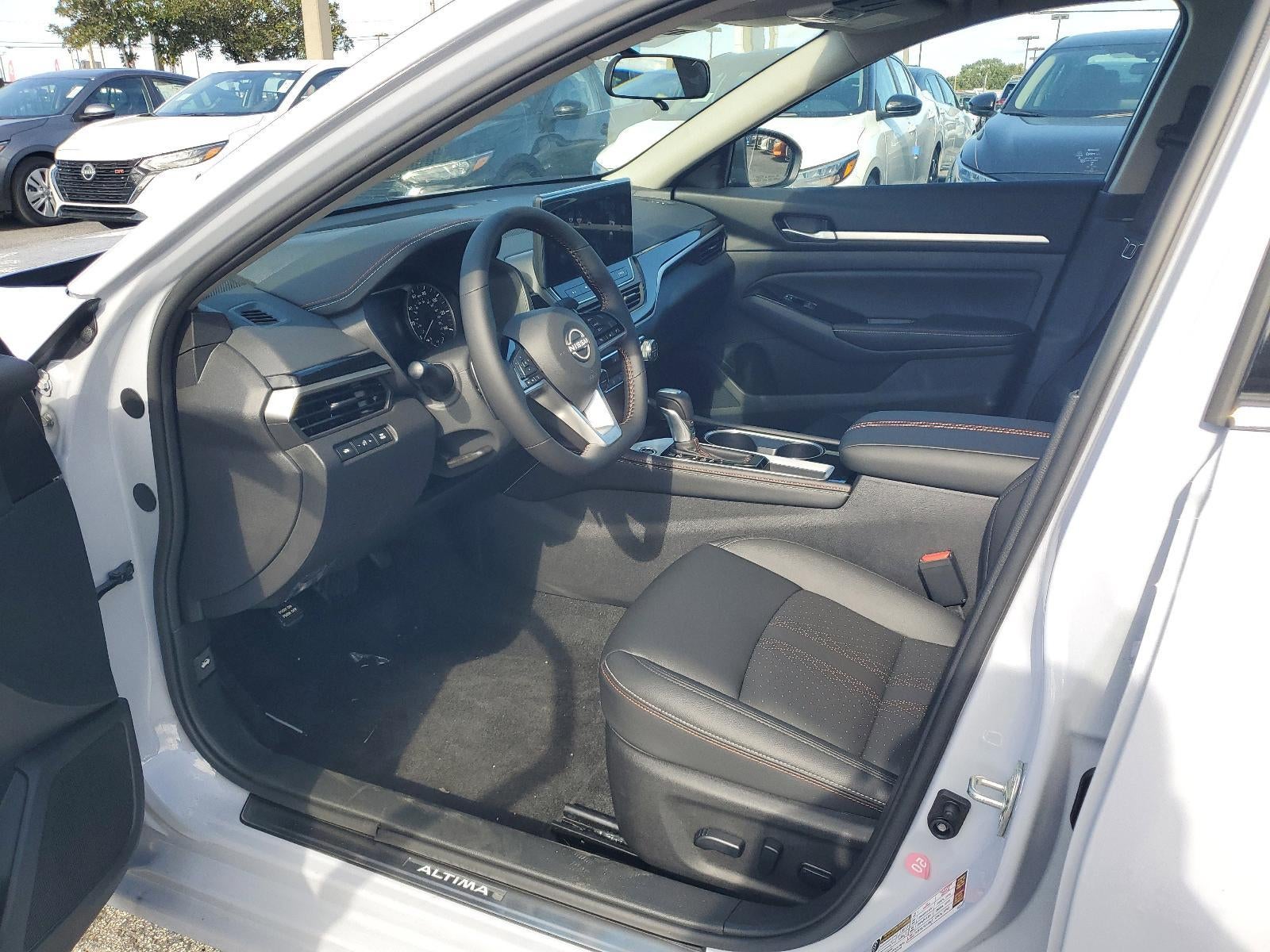 2025 Nissan Altima SR FWD