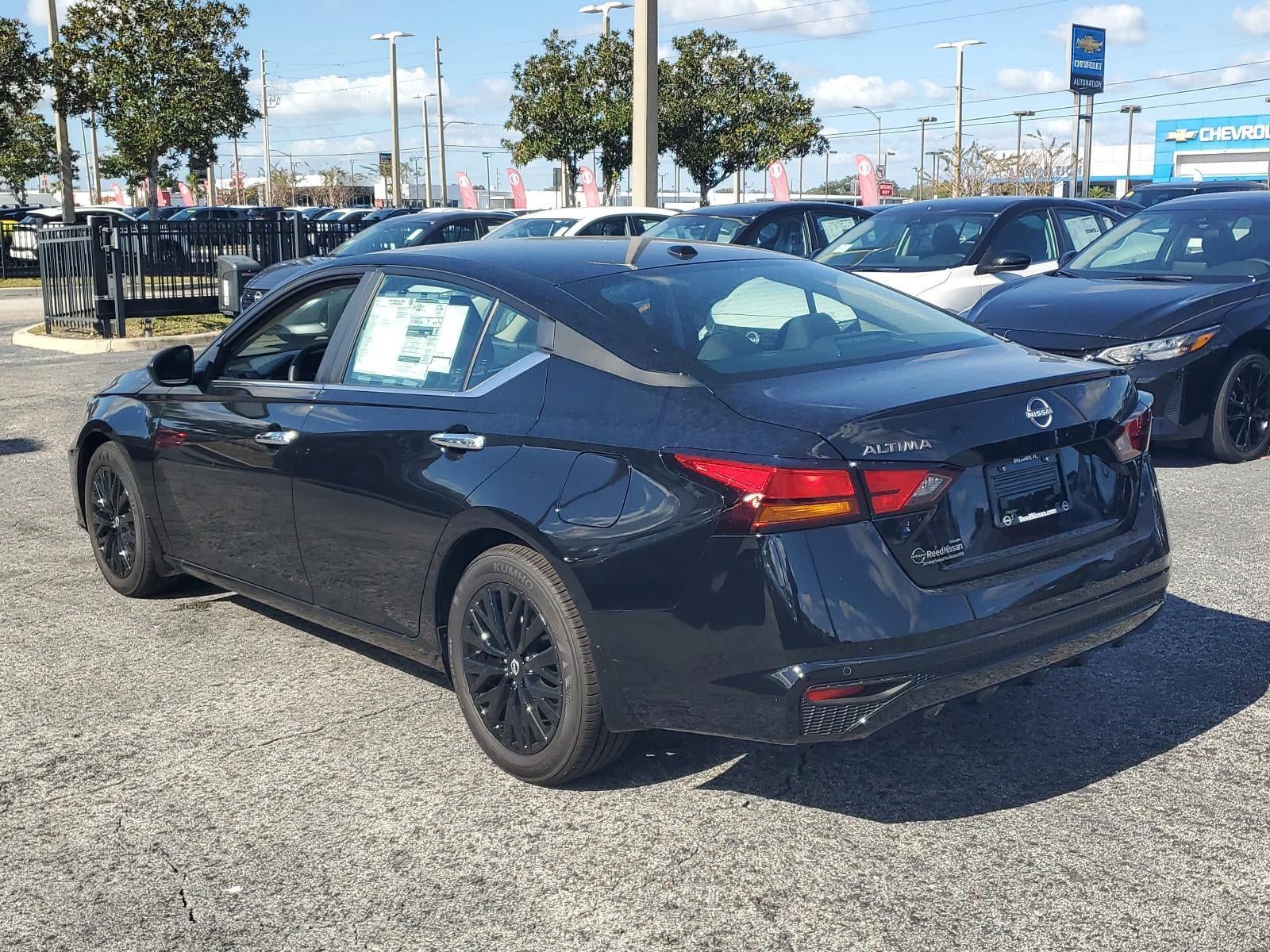 2025 Nissan Altima SV FWD