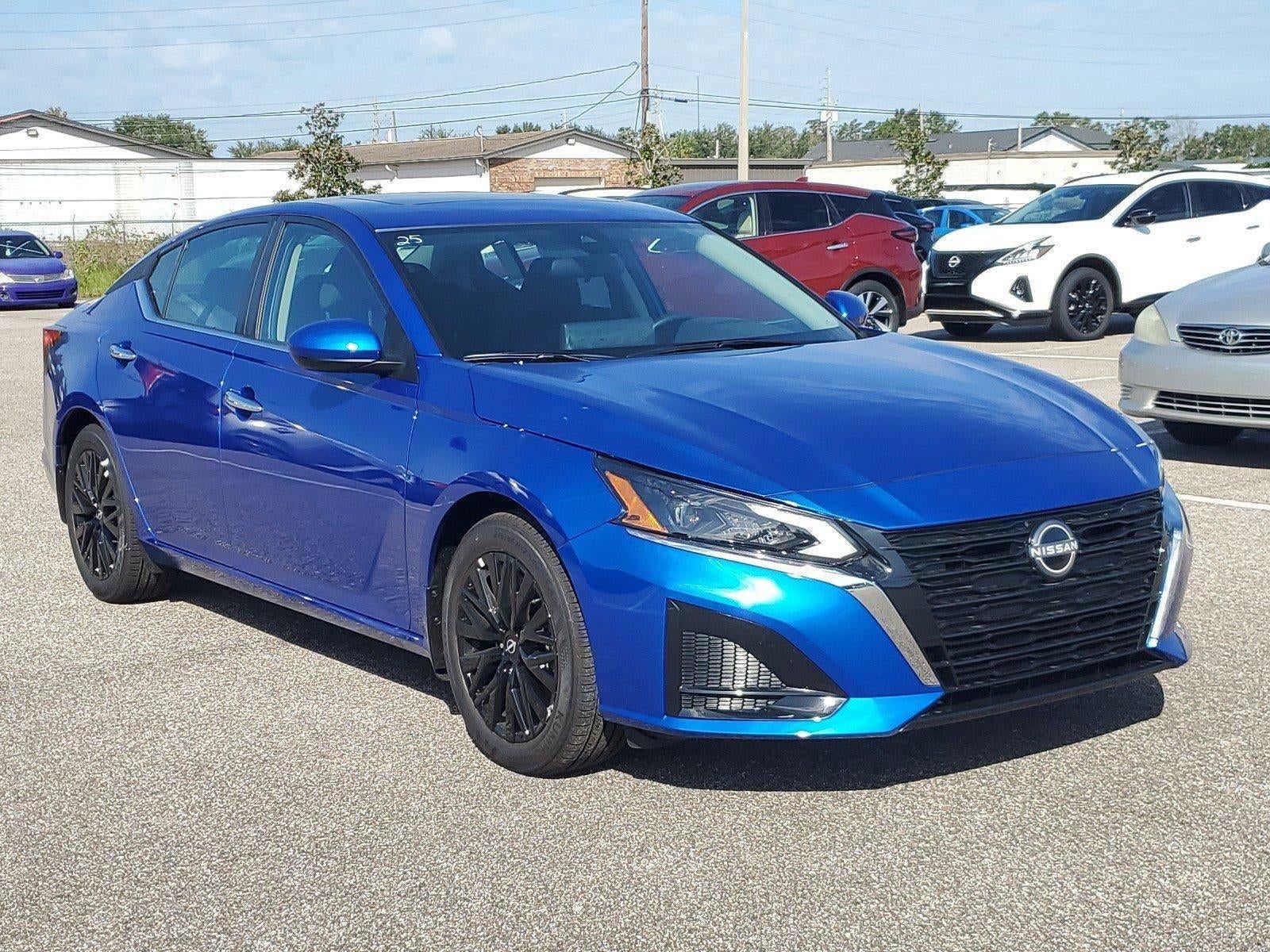 2025 Nissan Altima SV FWD