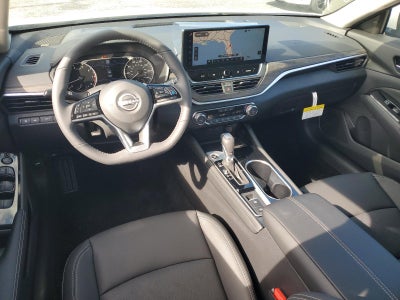 2025 Nissan Altima SL FWD