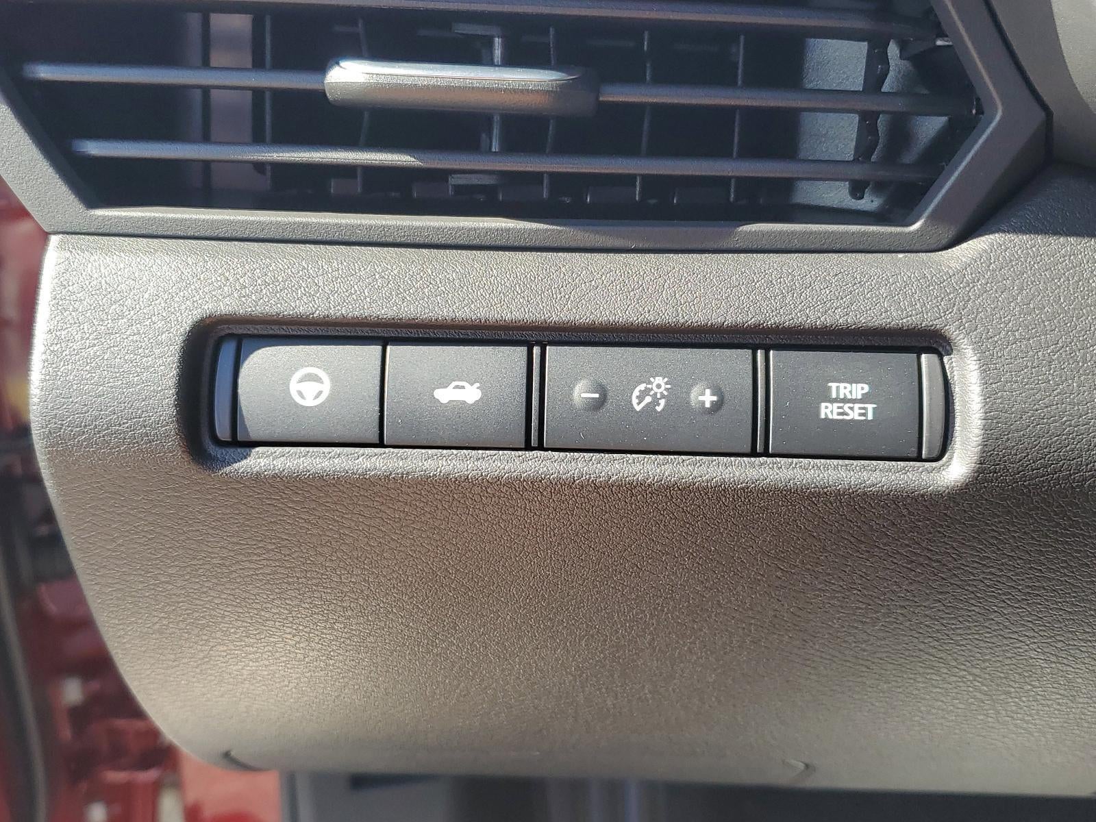 2025 Nissan Altima SL FWD