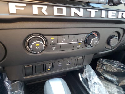 2026 Nissan Frontier Crew Cab 4x2 SV