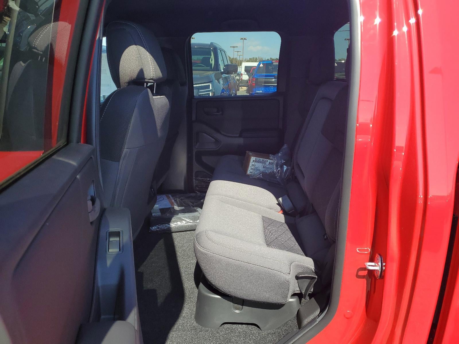 2026 Nissan Frontier Crew Cab 4x2 SV