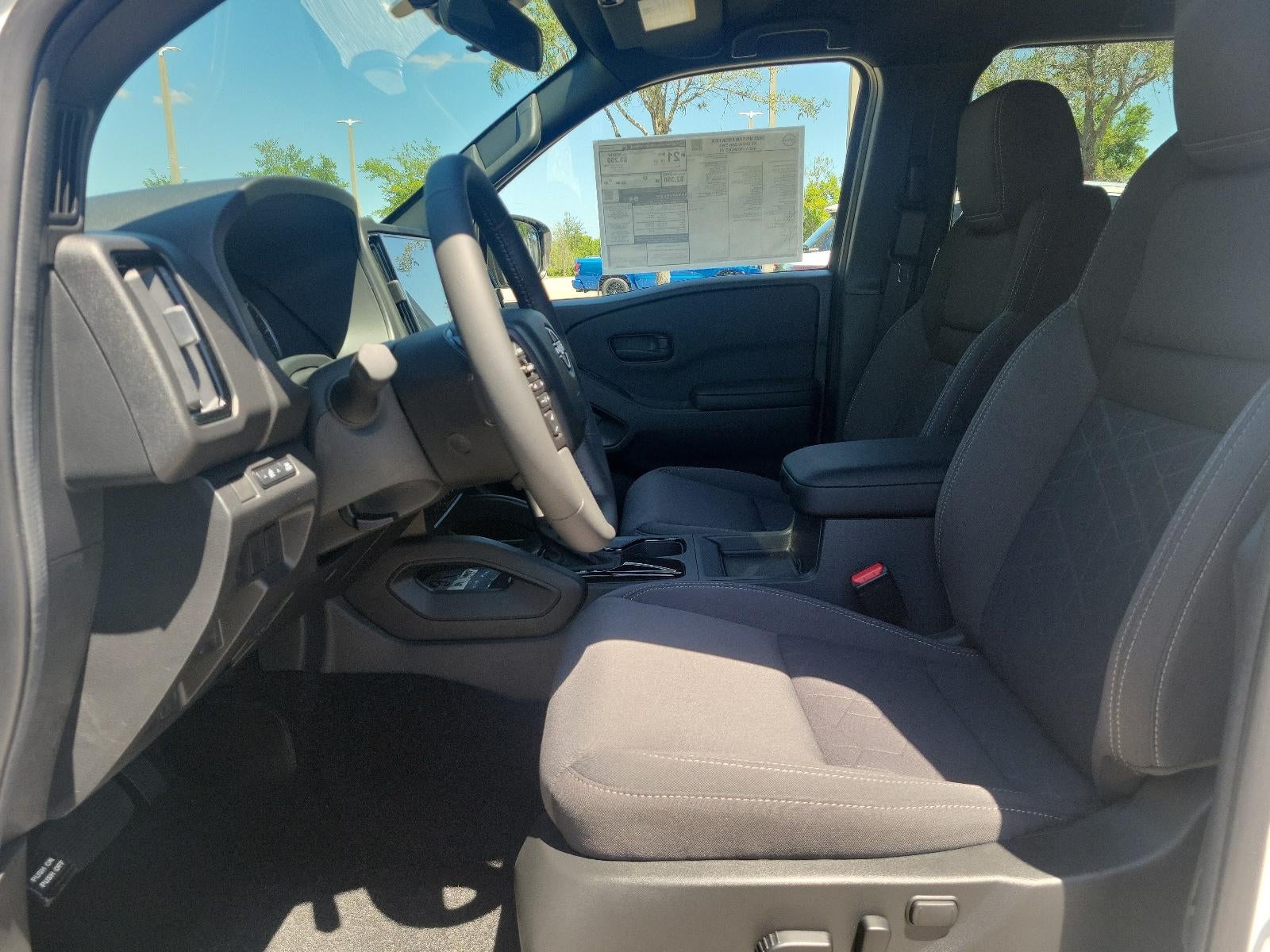 2026 Nissan Frontier Crew Cab 4x2 SV