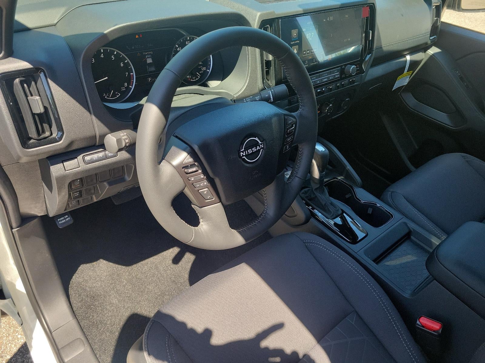 2026 Nissan Frontier Crew Cab 4x2 SV