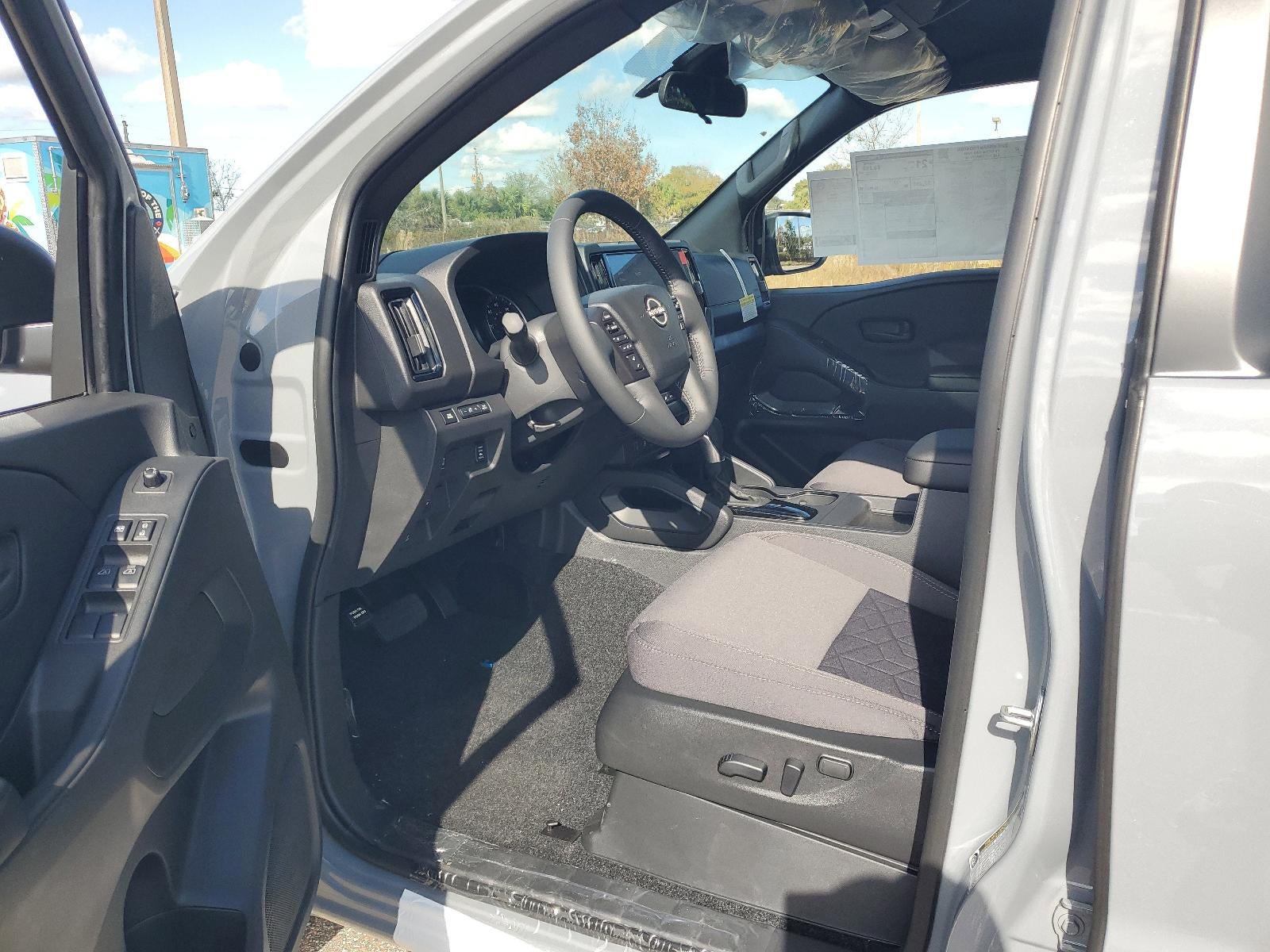 2026 Nissan Frontier Crew Cab 4x2 SV