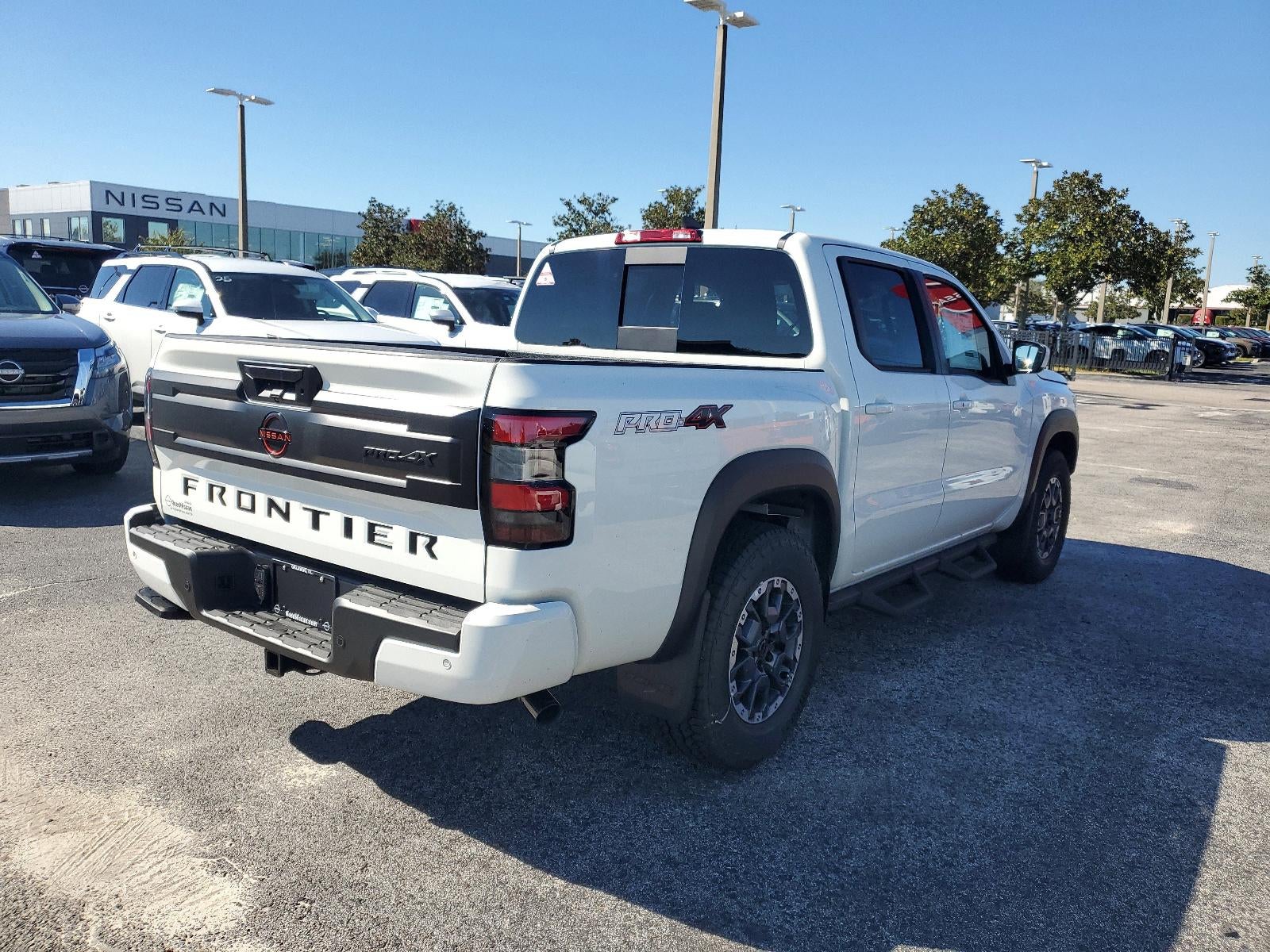 2025 Nissan Frontier Crew Cab 4x4 PRO-4X