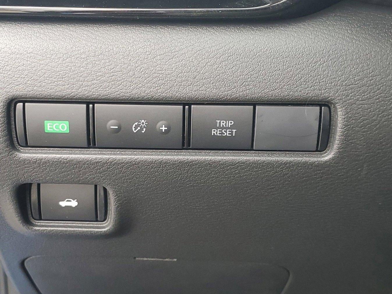 2025 Nissan Sentra SV CVT