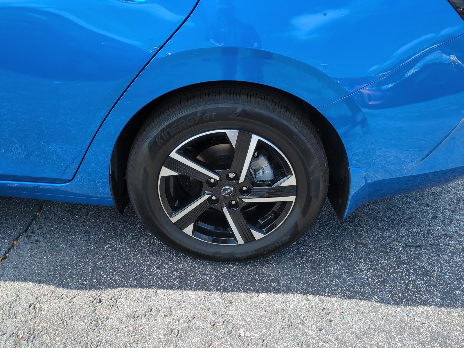 2025 Nissan Sentra SV CVT