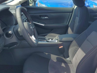 2025 Nissan Sentra SR CVT