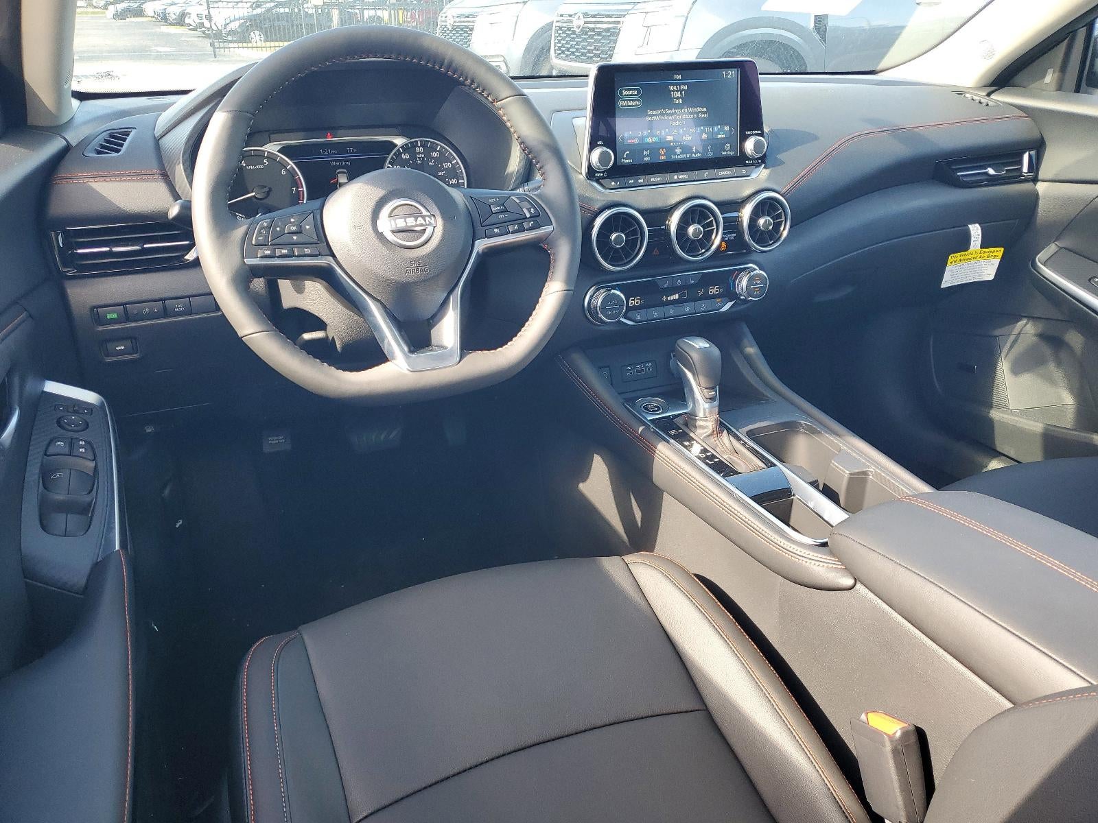 2025 Nissan Sentra SR CVT