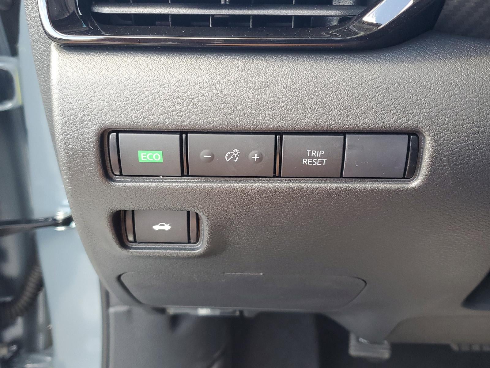 2025 Nissan Sentra SR CVT