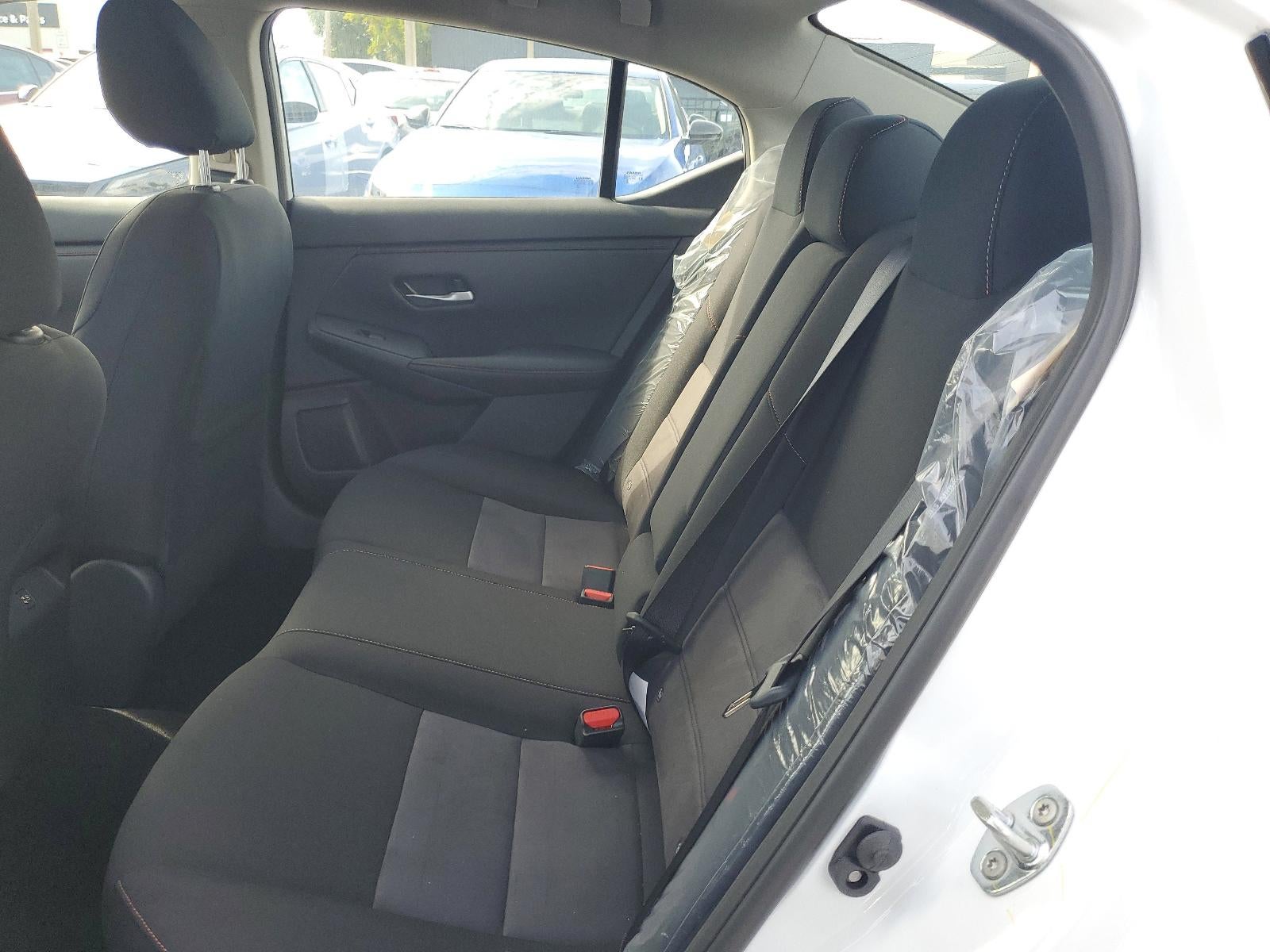 2025 Nissan Sentra SR CVT