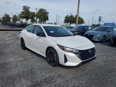 2025 Nissan Sentra SR CVT