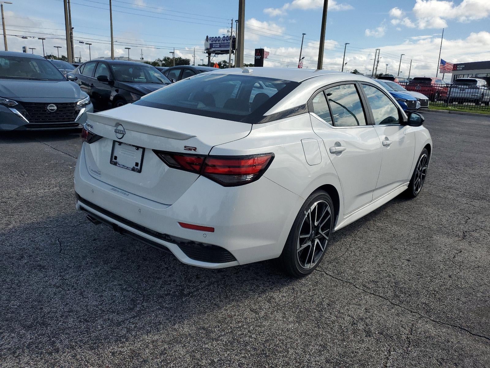 2025 Nissan Sentra SR CVT