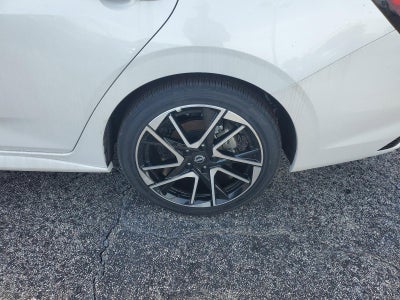 2025 Nissan Sentra SR CVT