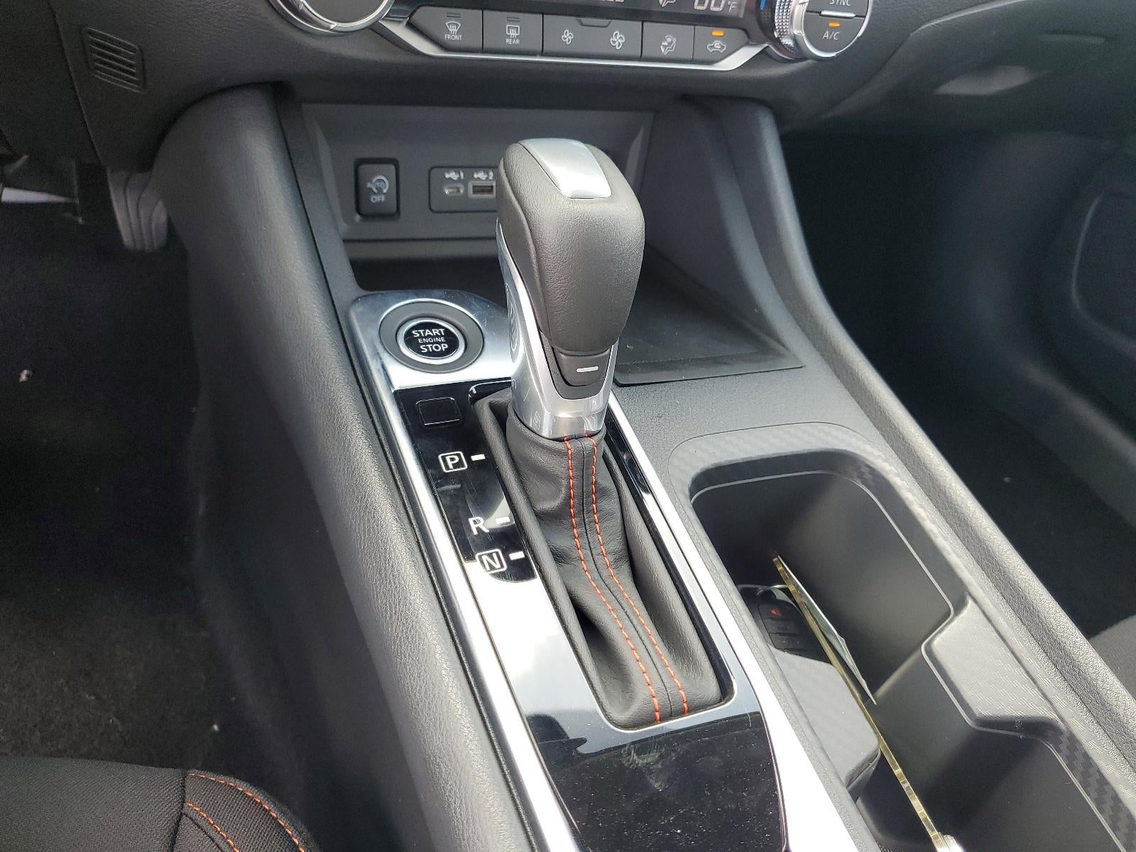 2025 Nissan Sentra SR CVT