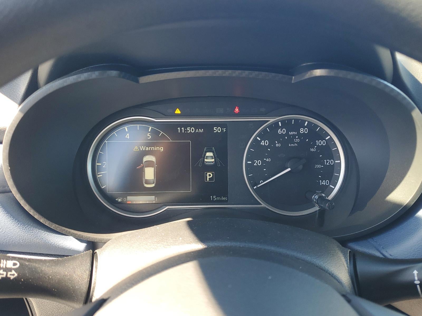 2025 Nissan Versa SV CVT