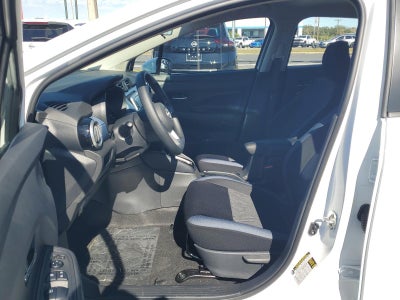 2025 Nissan Versa SV CVT