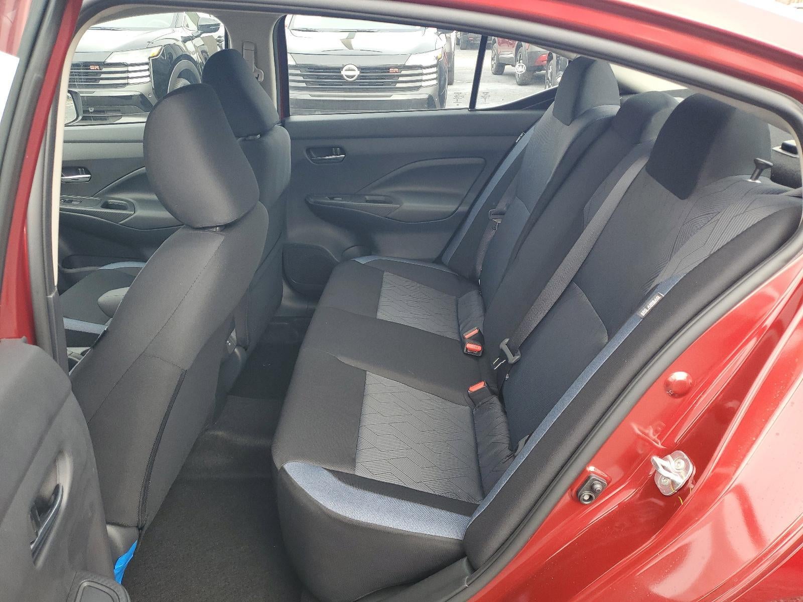 2025 Nissan Versa SV CVT