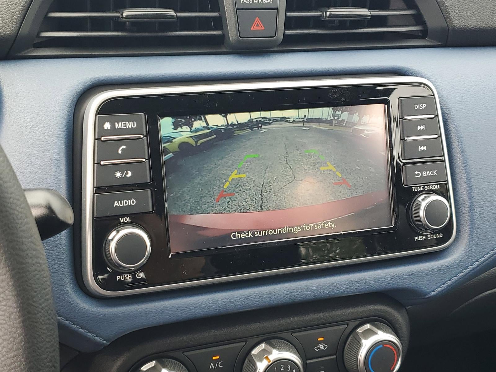 2025 Nissan Versa SV CVT