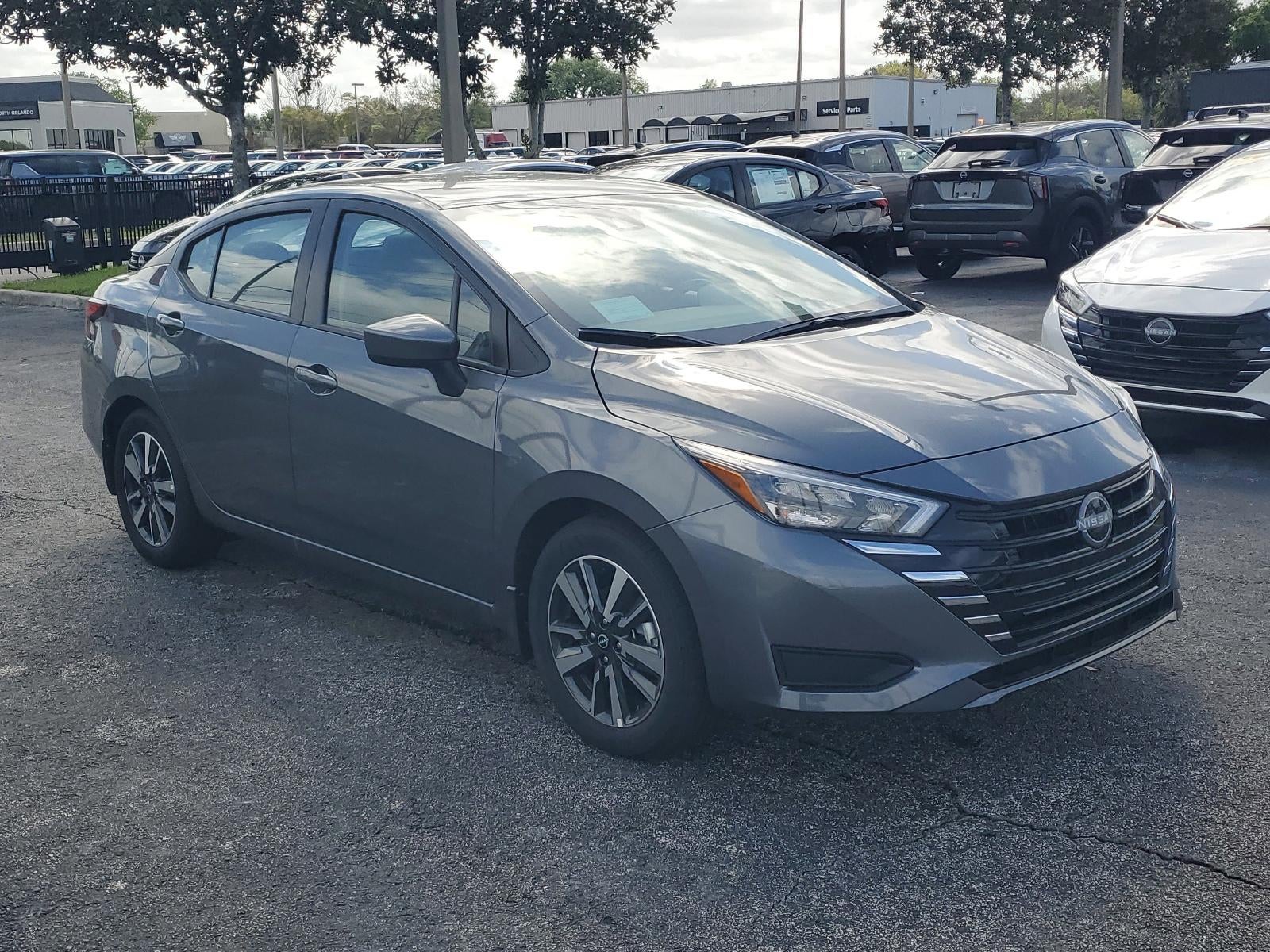 2025 Nissan Versa SV CVT