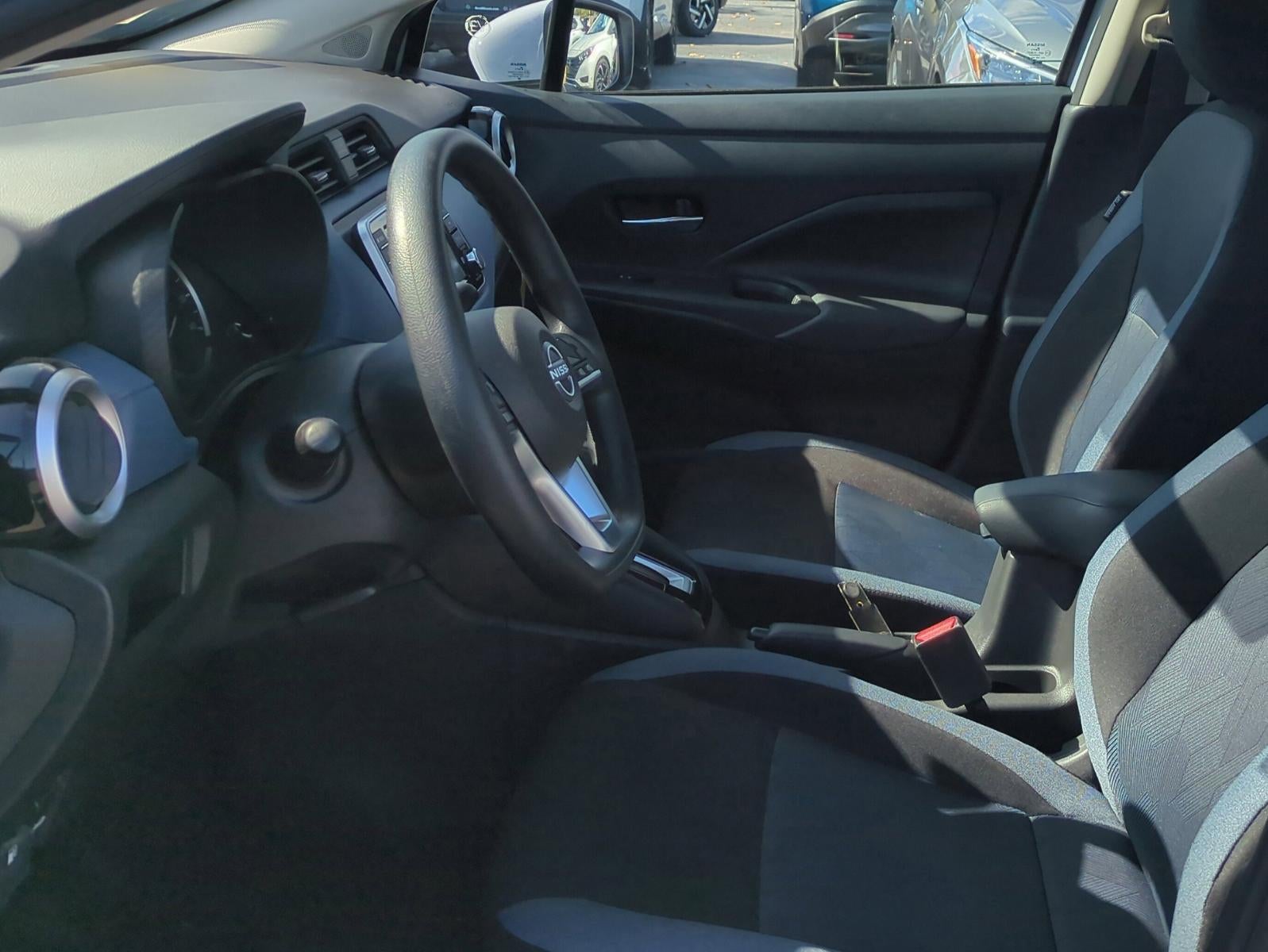 2025 Nissan Versa SV CVT