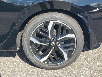 2025 Nissan Versa SR CVT