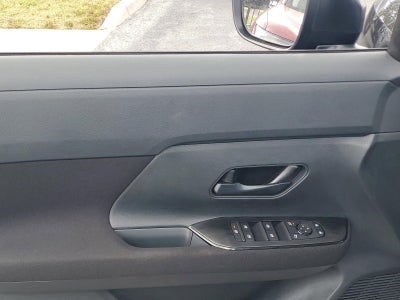 2026 Nissan Kicks S FWD