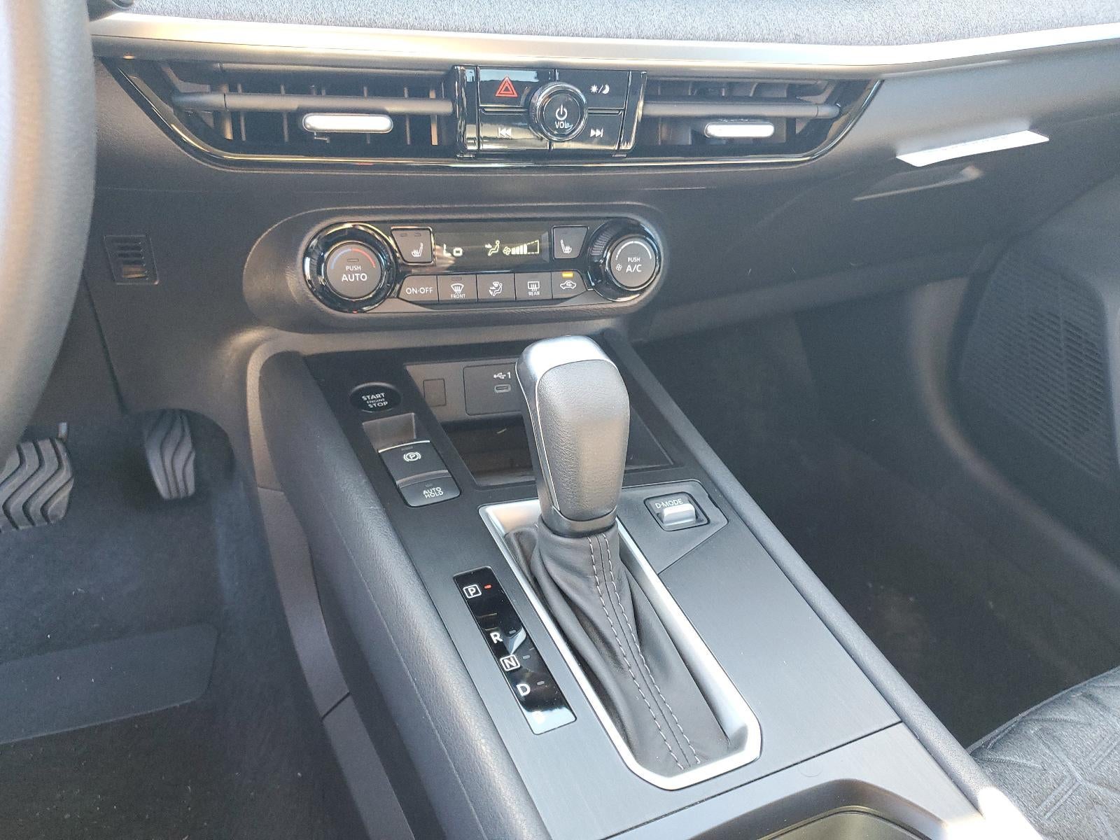 2026 Nissan Kicks SV FWD