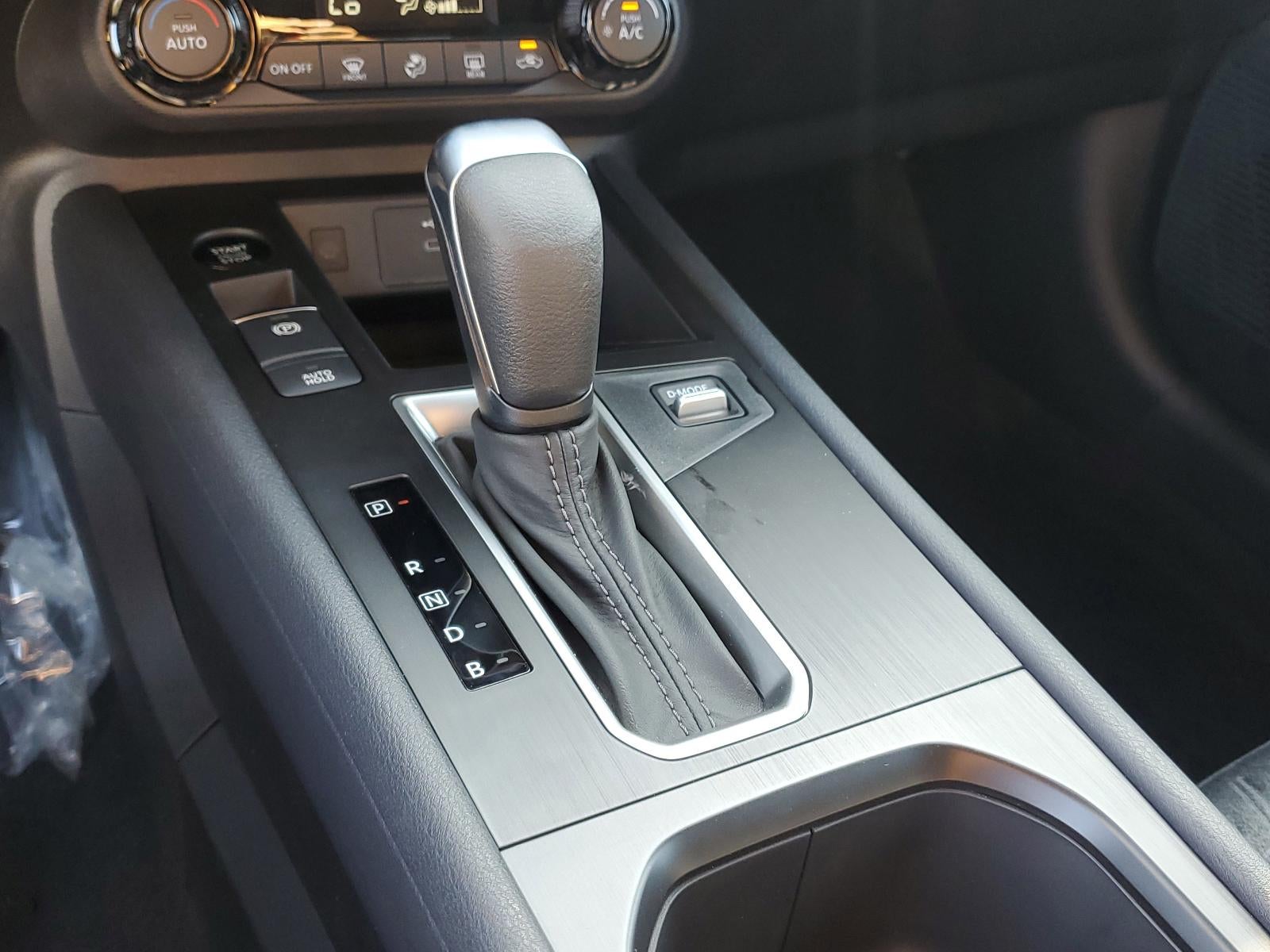 2026 Nissan Kicks SV FWD