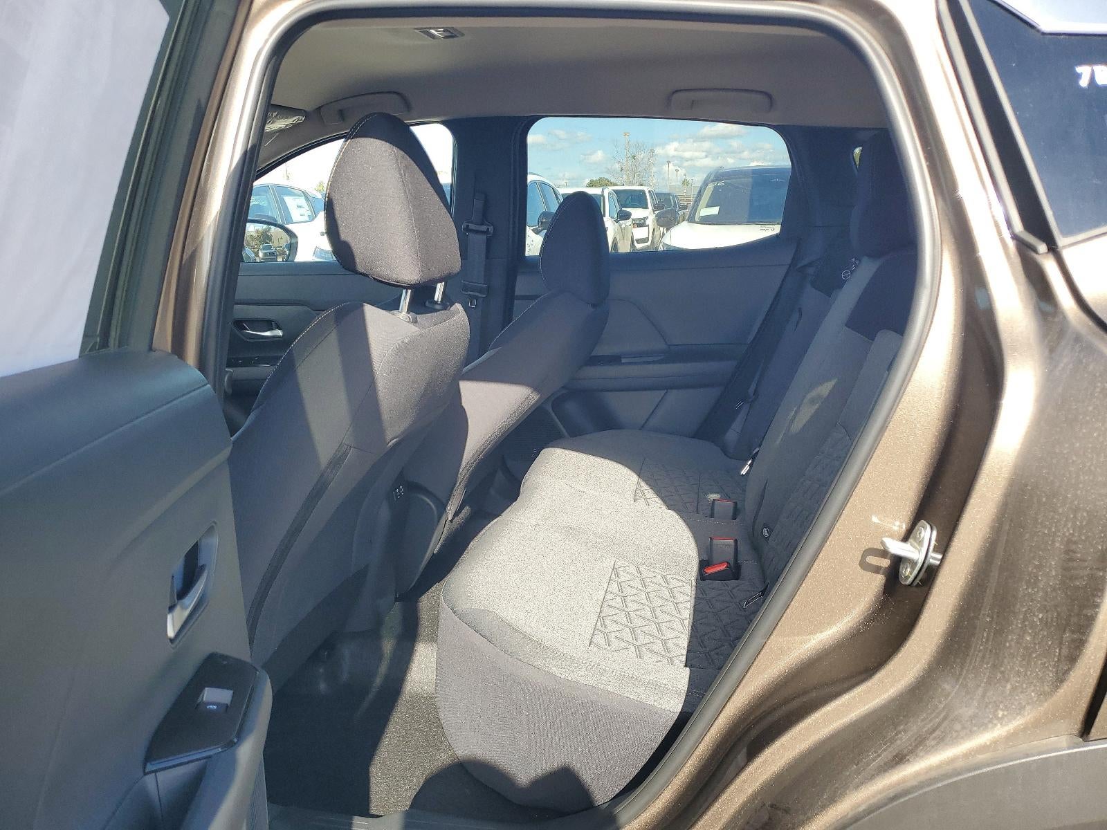 2026 Nissan Kicks SV FWD