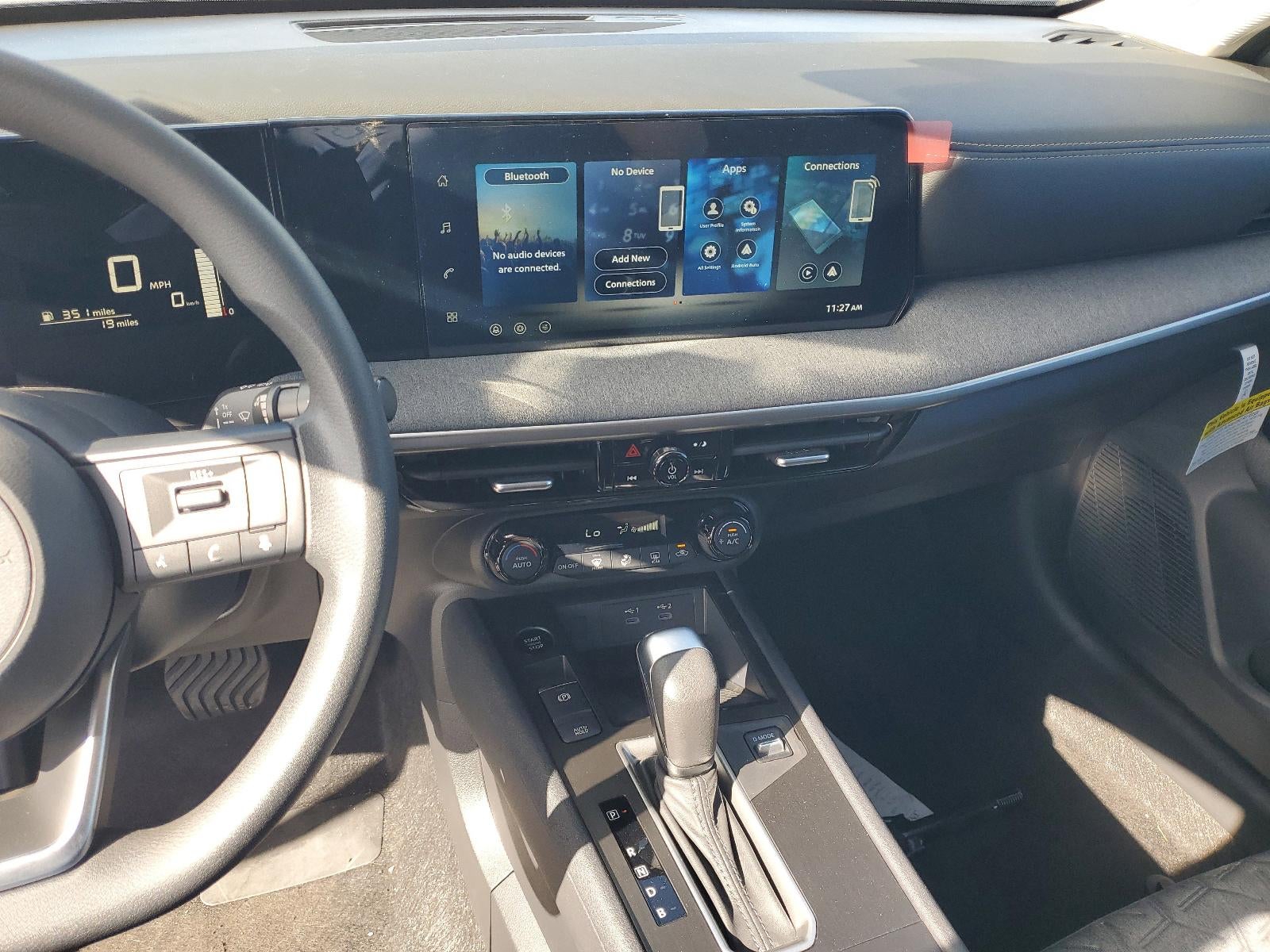 2026 Nissan Kicks SV FWD