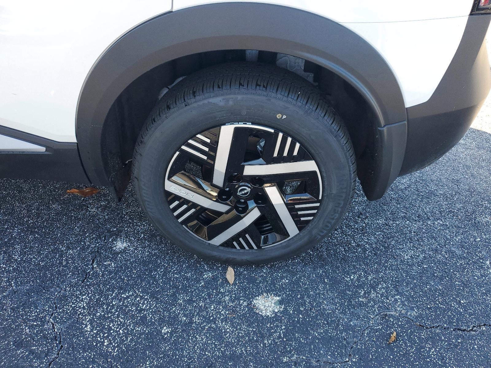 2026 Nissan Kicks SV FWD