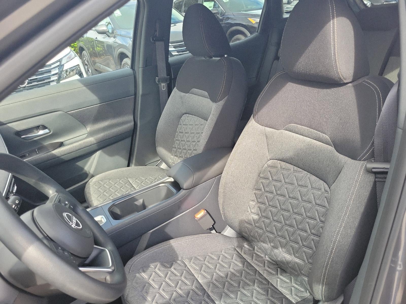 2026 Nissan Kicks SV FWD