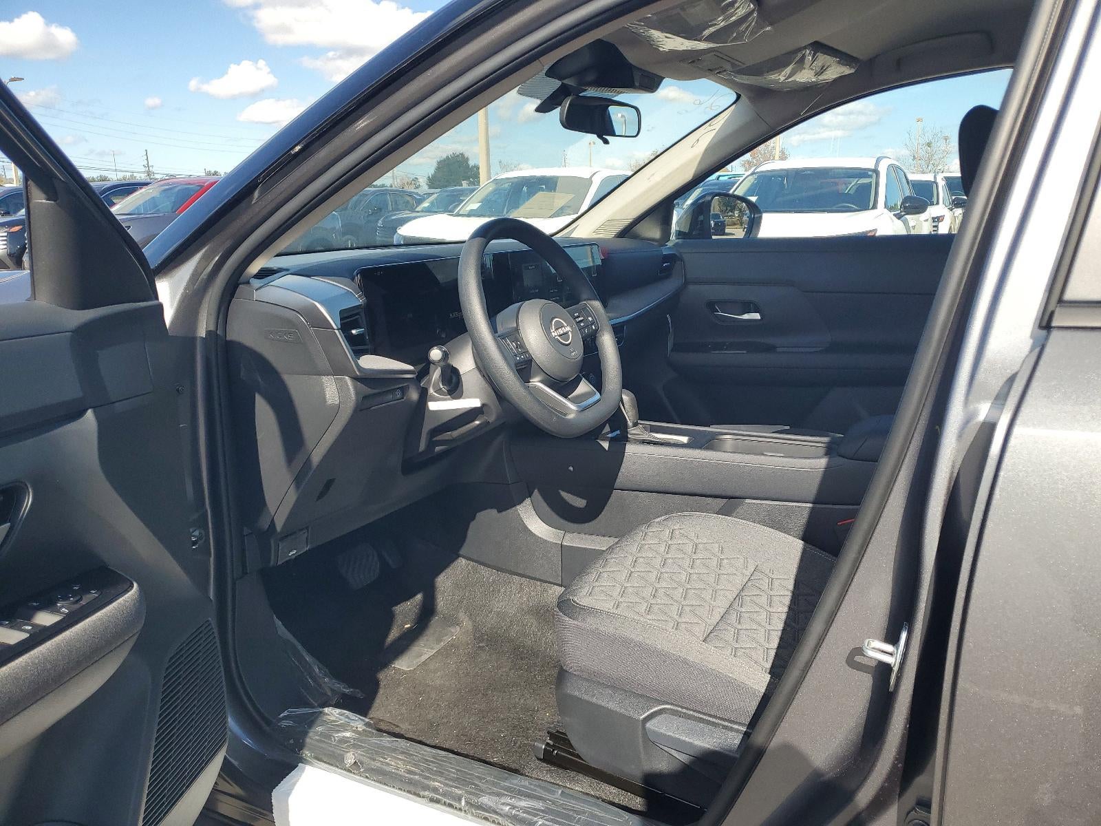 2026 Nissan Kicks SV FWD