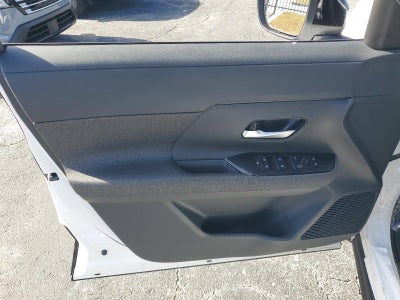 2026 Nissan Kicks SV FWD