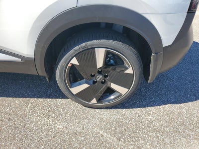 2026 Nissan Kicks SR FWD